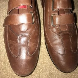 Carolina Herrera sport shoe